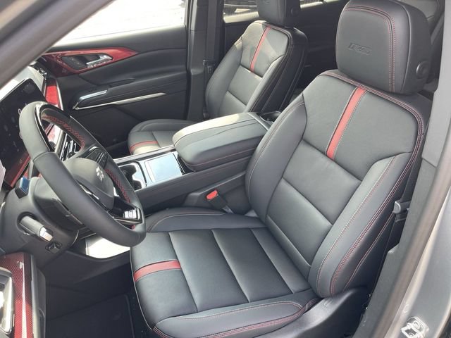 New 2026 Chevrolet Traverse RS w/ LPO, Floor Liner Package AWD/4WD image 11