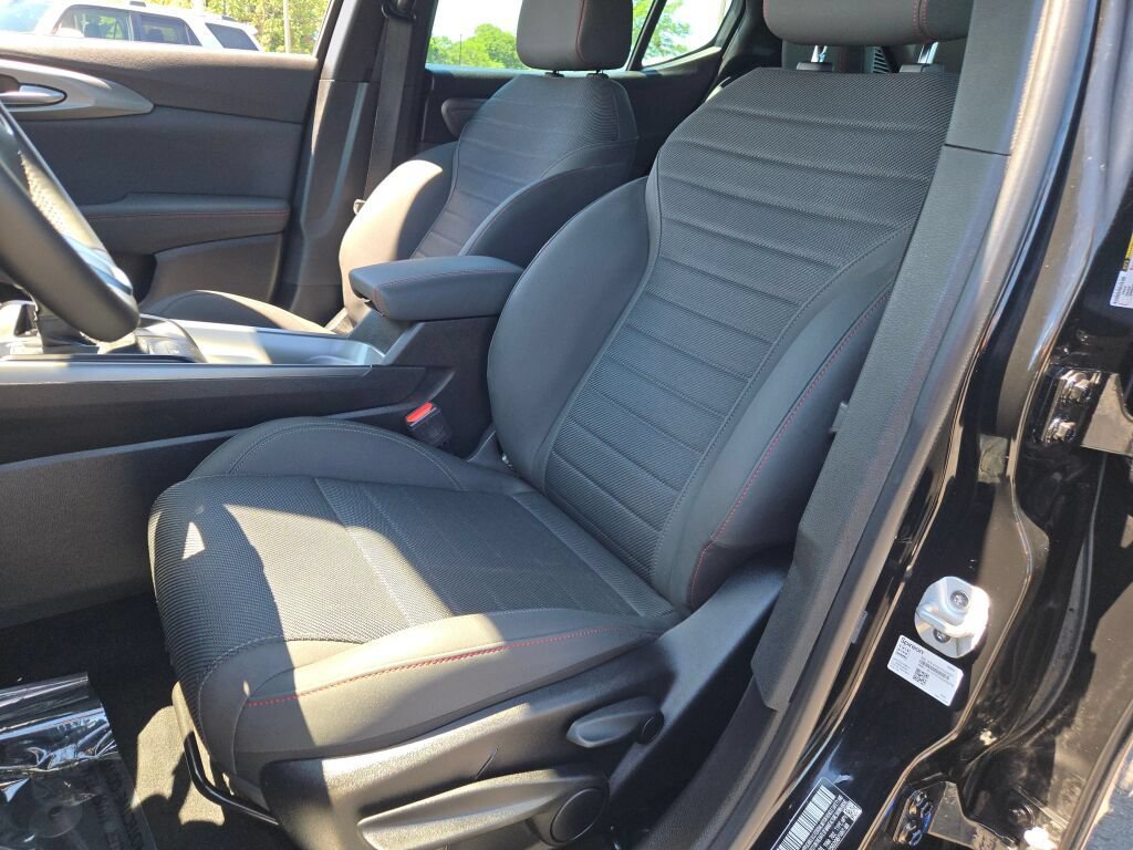 Used 2025 Dodge Hornet GT w/ Cold Weather Group AWD/4WD image 27