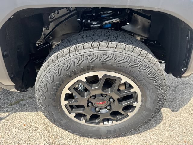 New 2026 Toyota Tacoma TRD Off-Road AWD/4WD image 10