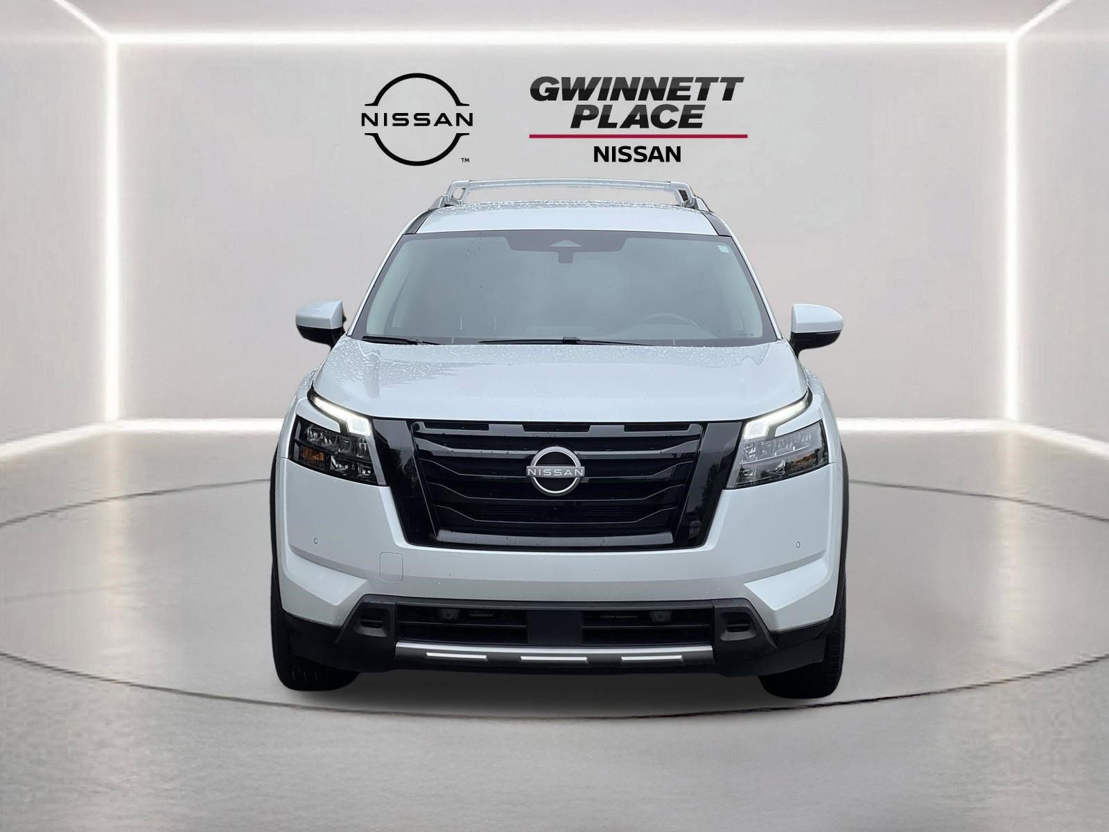 Certified 2025 Nissan Pathfinder SL w/ Black Appearance Package FWD image 29