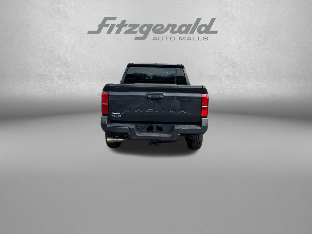 Used 2025 Toyota Tacoma SR5 AWD/4WD image 7
