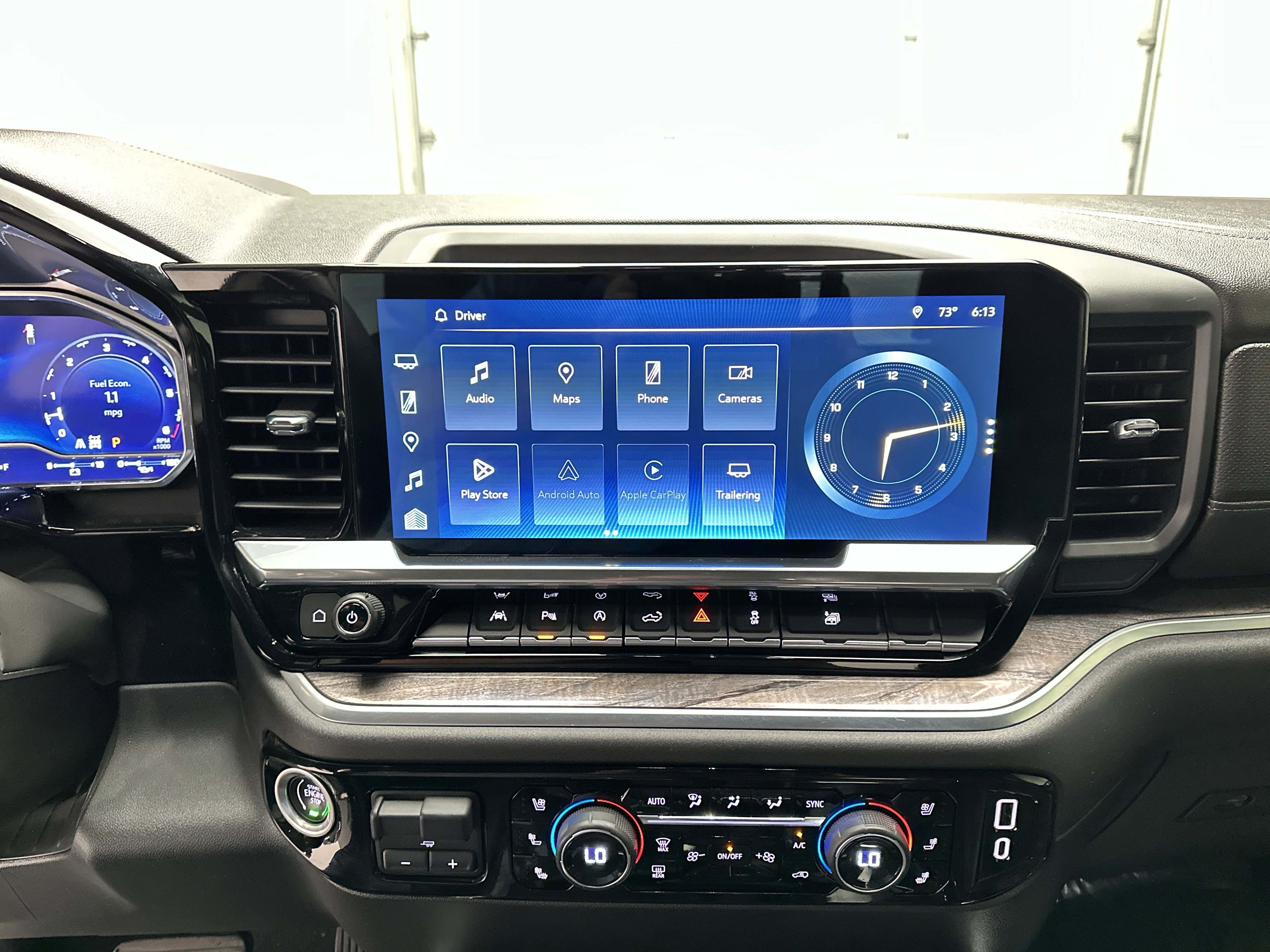 Used 2023 Chevrolet Silverado 1500 LTZ AWD/4WD image 34