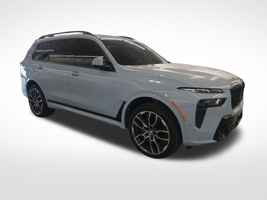 Certified 2025 BMW X7 xDrive40i w/ M Sport Package image 15