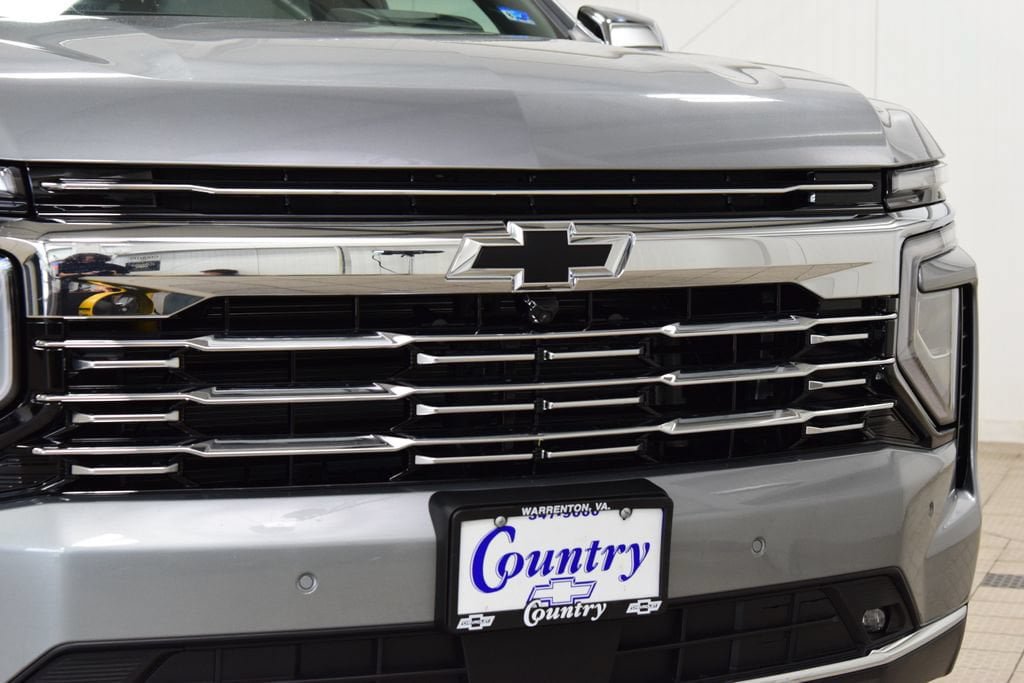 New 2026 Chevrolet Suburban Premier AWD/4WD image 11