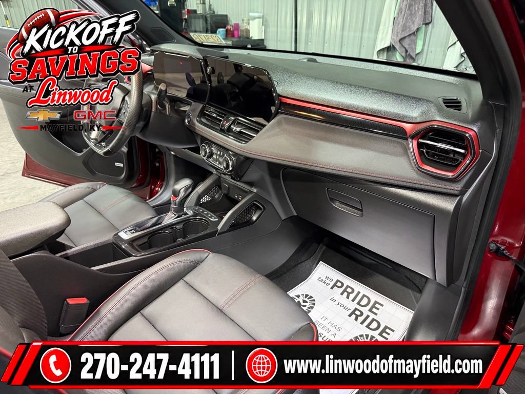 Used 2025 Chevrolet TrailBlazer RS w/ Convenience Package FWD image 30
