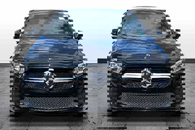 Certified 2021 Mercedes-Benz A 220 4MATIC image 2