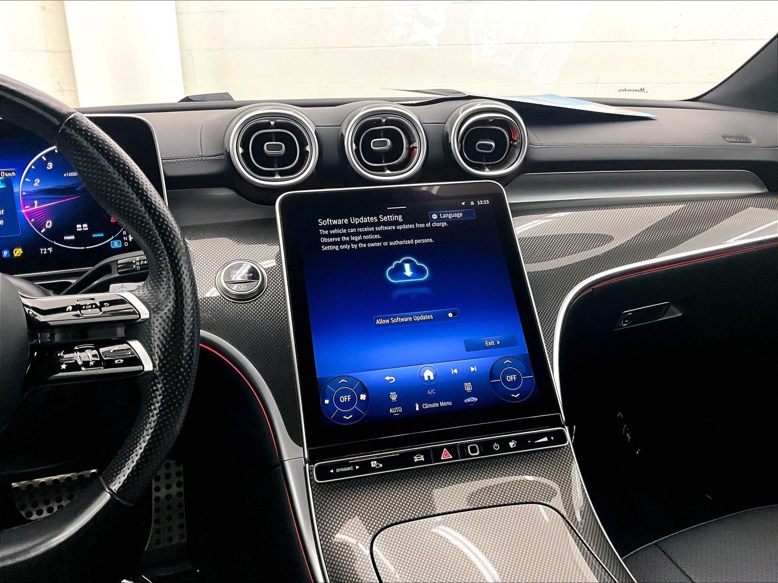 Certified 2025 Mercedes-Benz CLE 300 4MATIC Cabriolet w/ Night Package image 5