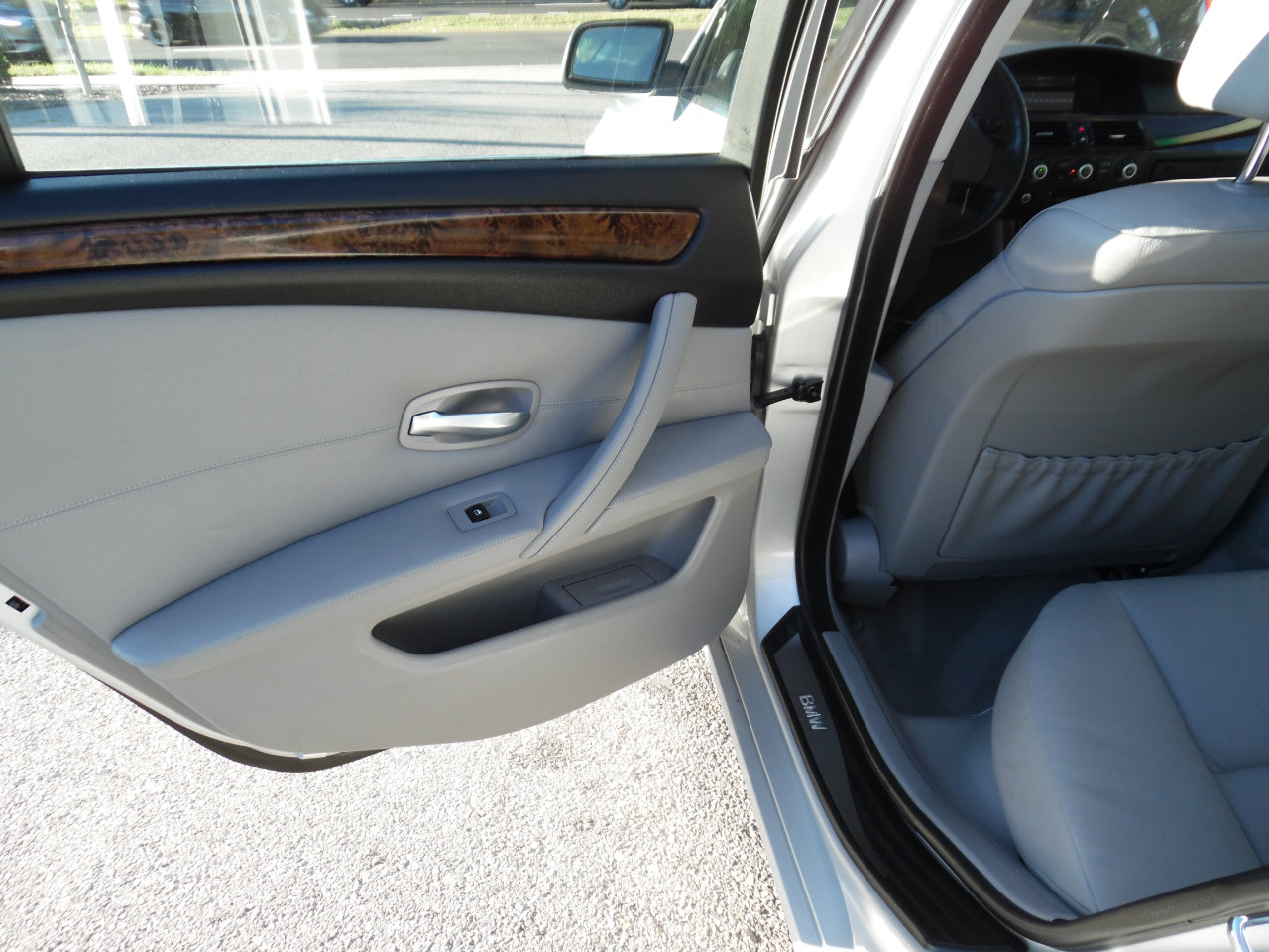 Used 2008 BMW 535i Sedan w/ Premium Pkg image 16