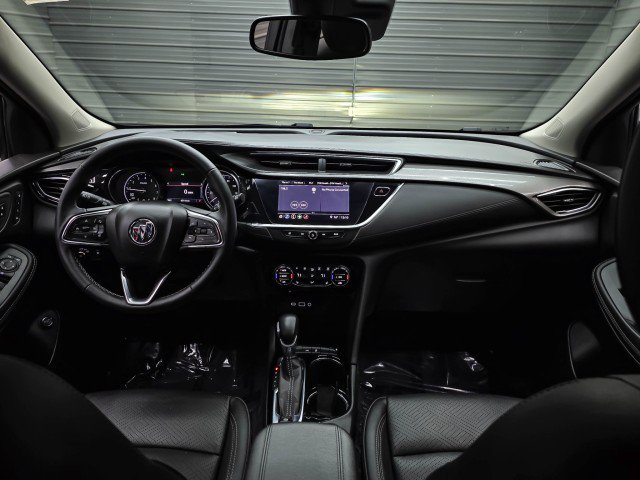 Used 2022 Buick Encore GX Essence FWD image 11