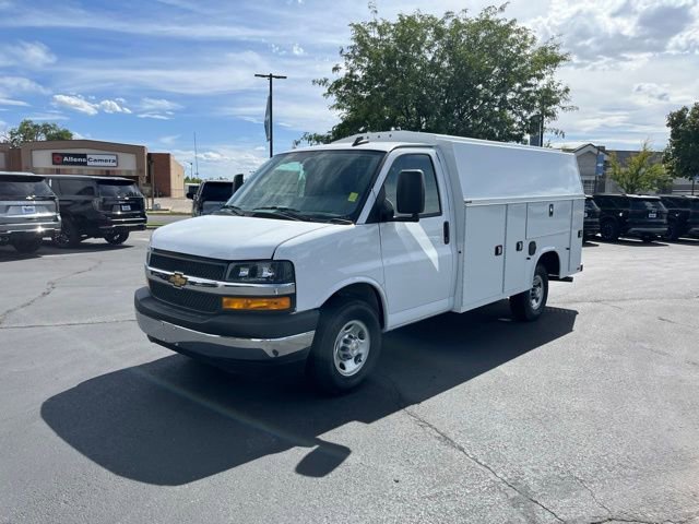 New 2025 Chevrolet Express 3500 Work Van w/ Power Convenience Package image 3
