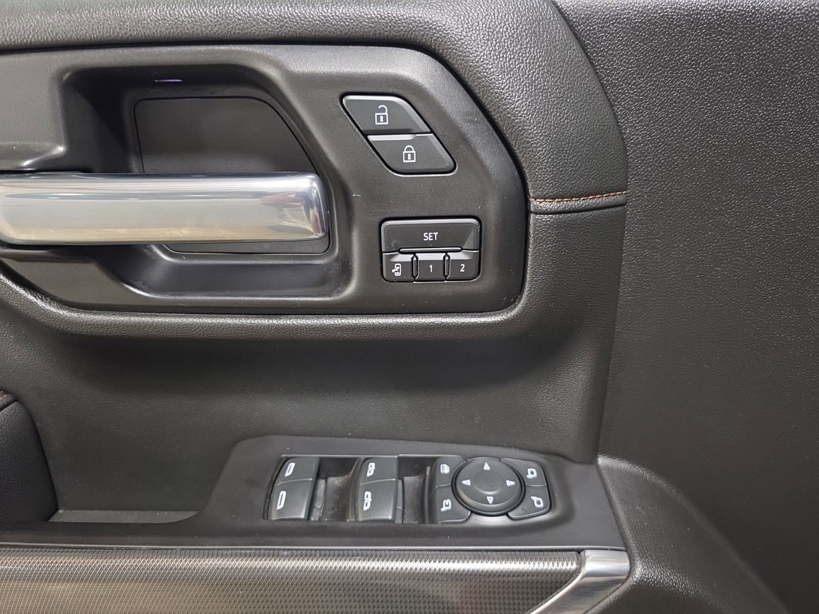 Used 2020 GMC Sierra 1500 AT4 w/ AT4 Premium Package image 31