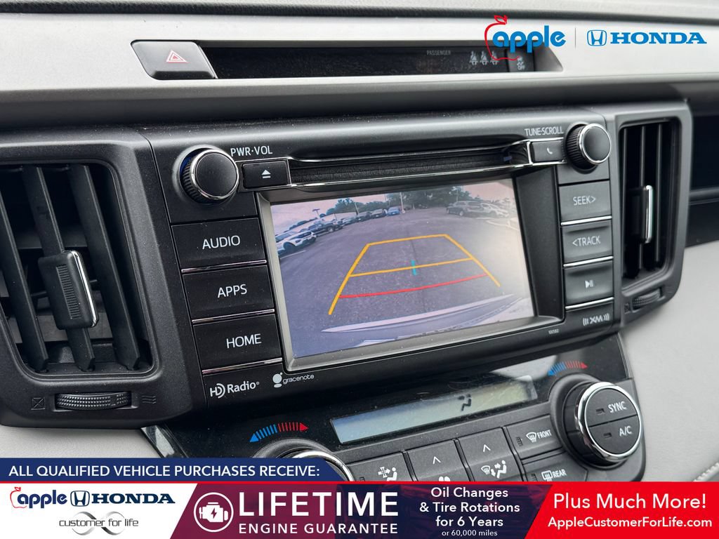 Used 2017 Toyota RAV4 XLE AWD/4WD image 13