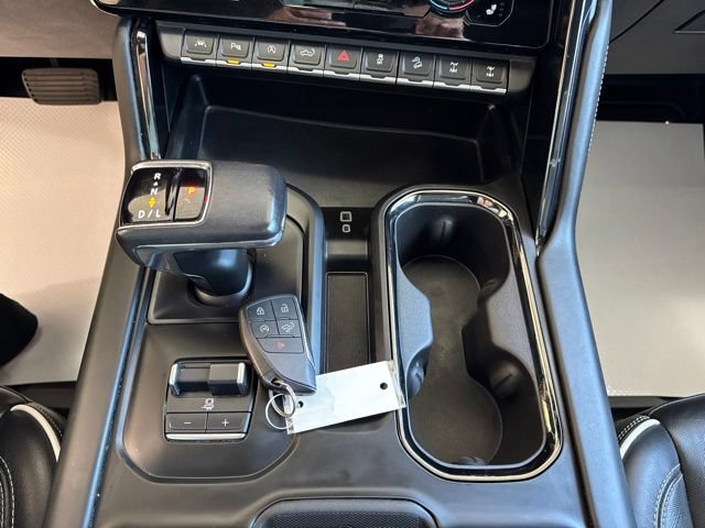Used 2022 GMC Sierra 1500 AT4X AWD/4WD image 23