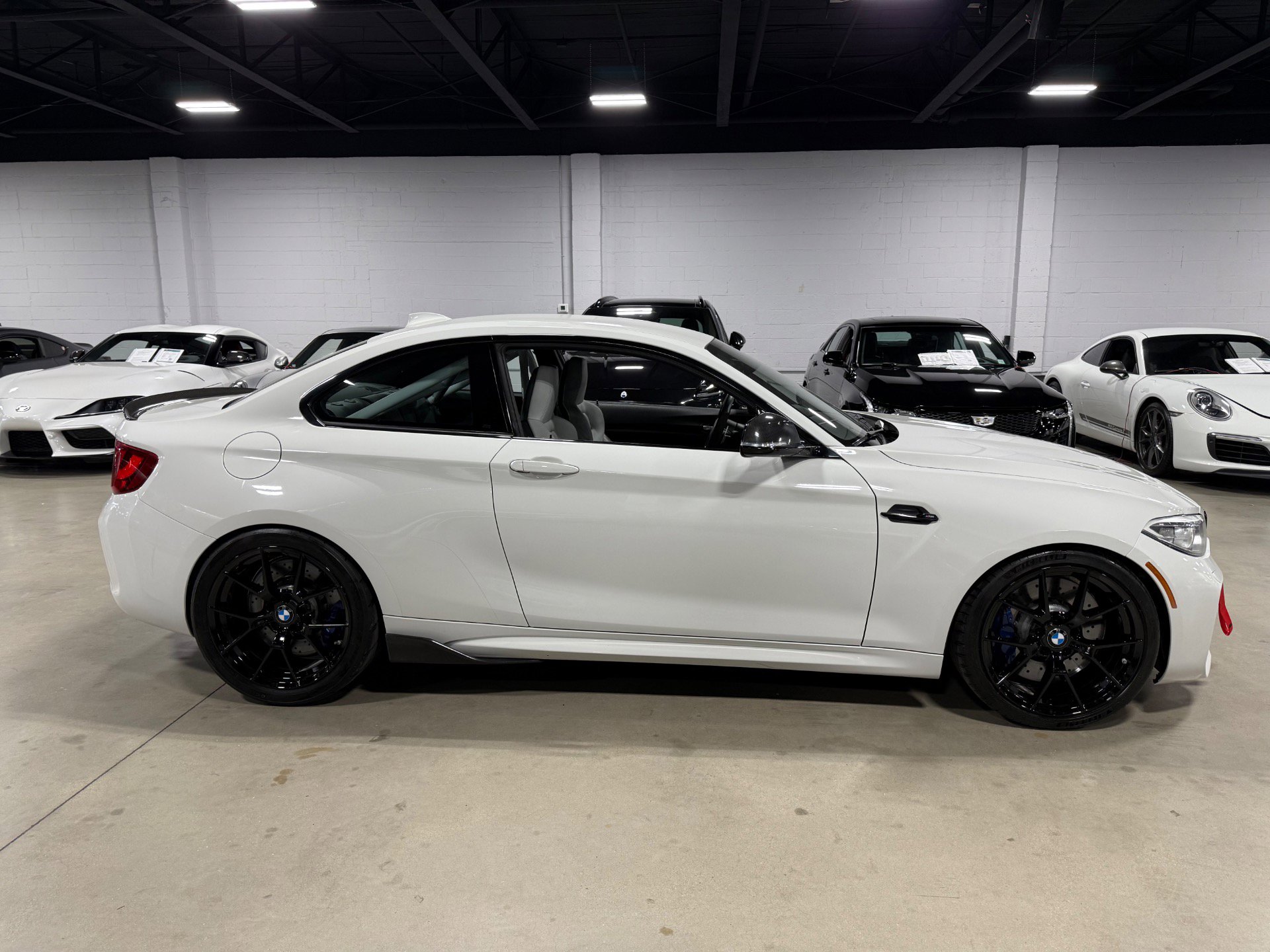 Used 2016 BMW M2 image 4