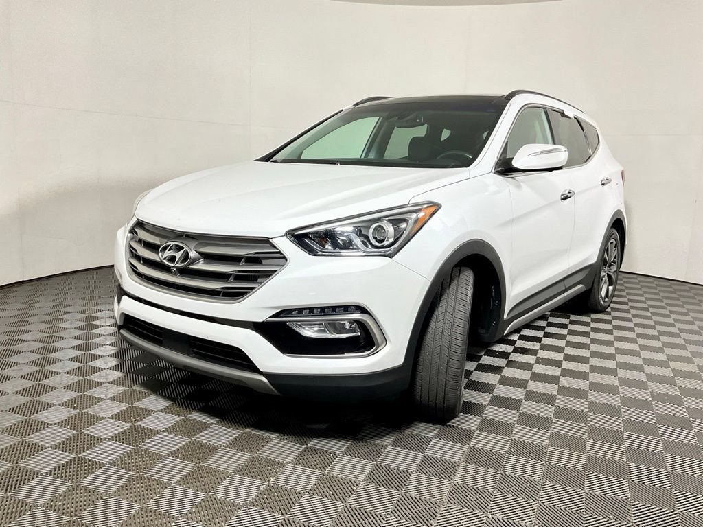 Used 2018 Hyundai Santa Fe Sport w/ 2.0T Ultimate Tech Package 05 AWD/4WD image 2