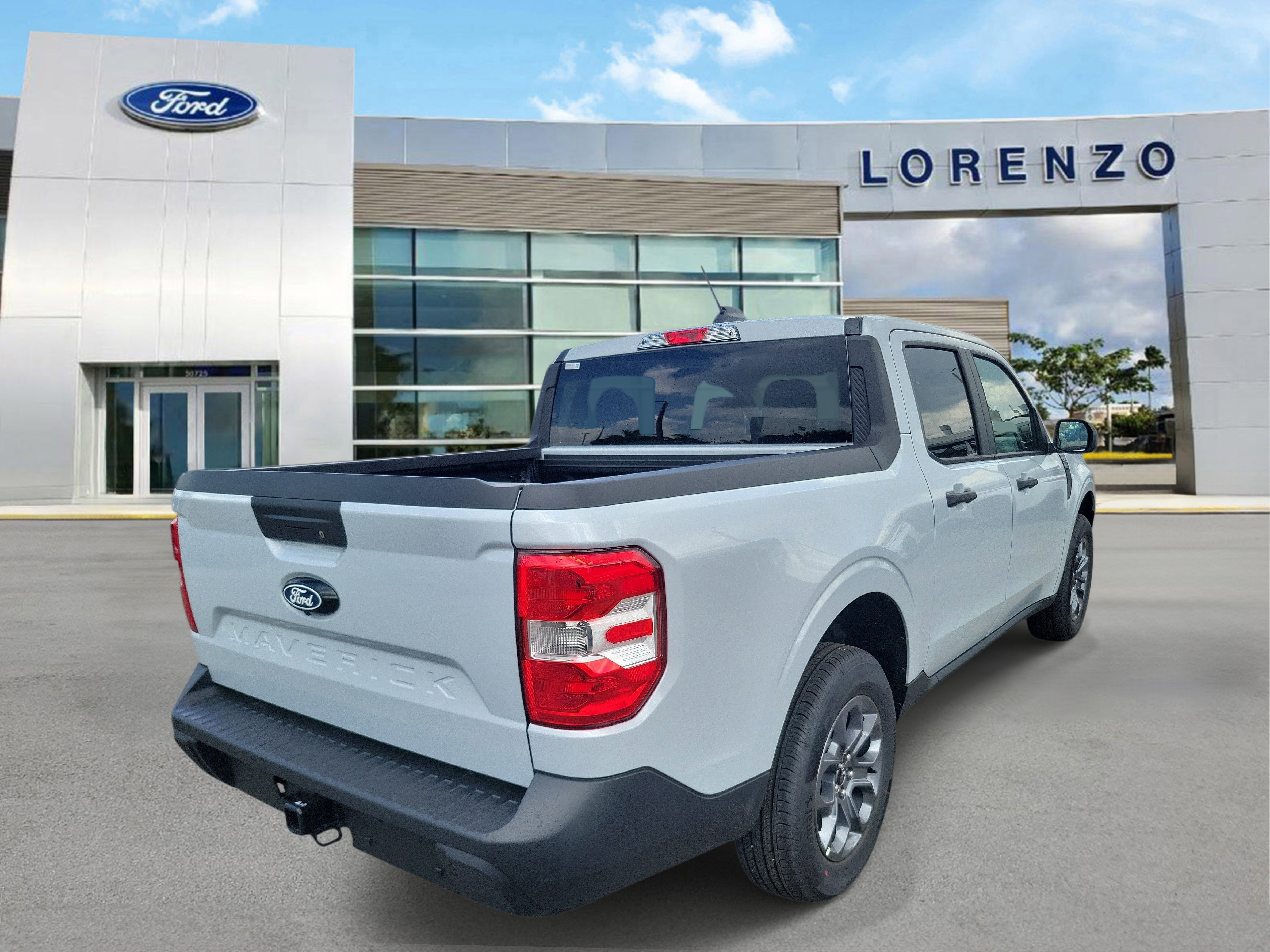New 2026 Ford Maverick XLT FWD image 4