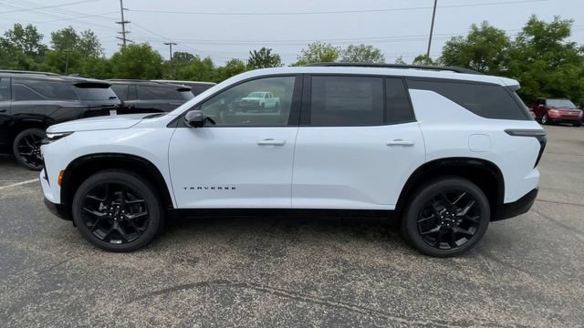 New 2026 Chevrolet Traverse RS w/ LPO, Floor Liner Package AWD/4WD image 7