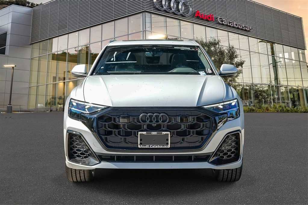 New 2025 Audi Q8 Premium Plus image 2