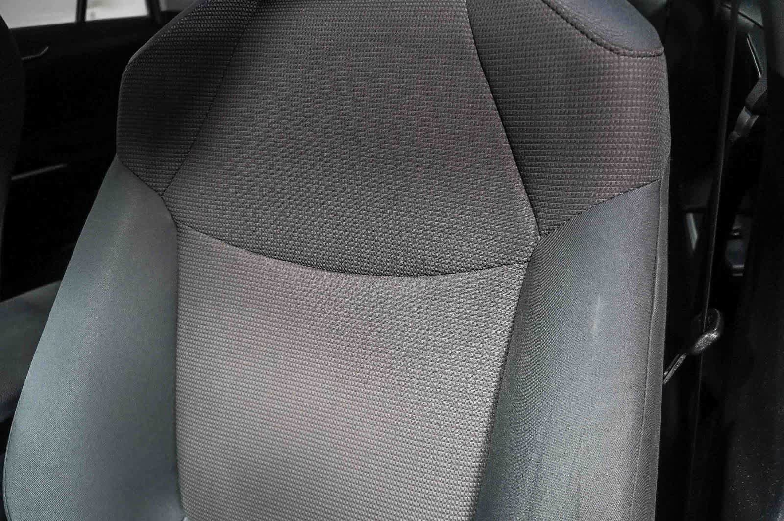 Certified 2019 Toyota RAV4 LE w/ Carpet Mat Package FWD image 28