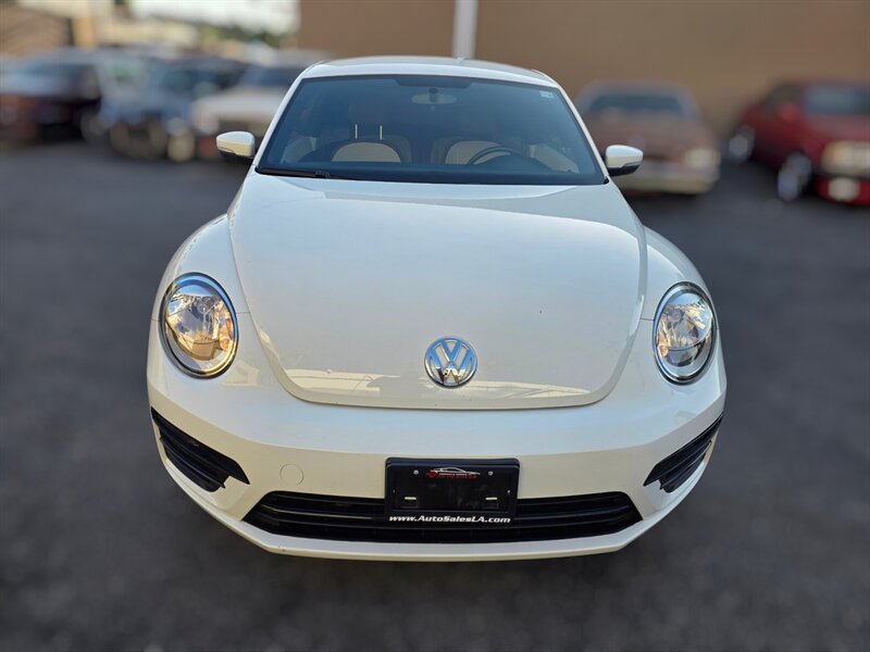 Used 2017 Volkswagen Beetle 1.8T Classic FWD image 10