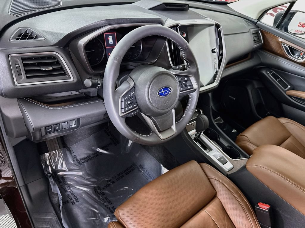 Used 2025 Subaru Ascent Touring AWD/4WD image 21