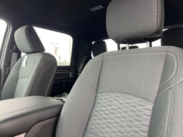 New 2026 RAM 2500 Big Horn AWD/4WD image 23