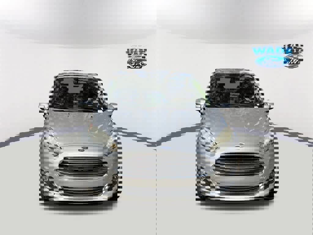 Used 2017 Ford Fiesta SE image 2