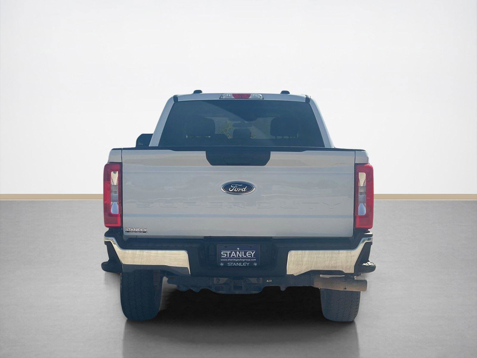 Used 2024 Ford F250 XLT w/ FX4 Off-Road Package image 6