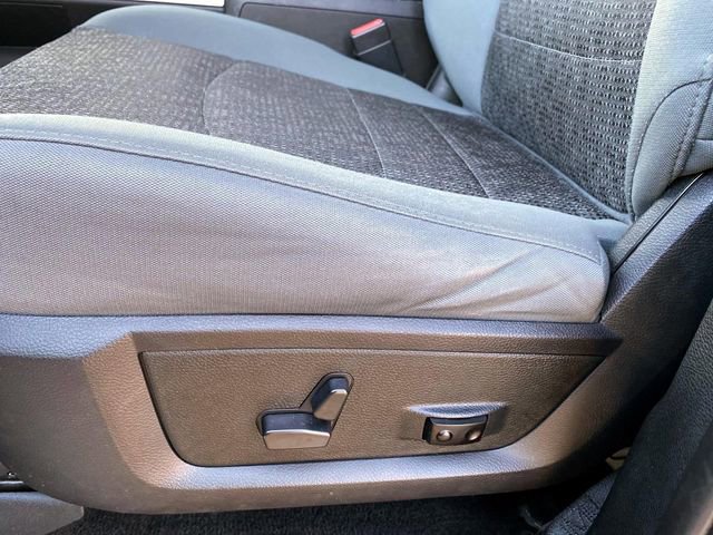 Used 2017 RAM 2500 Big Horn w/ Sport Appearance Group image 22