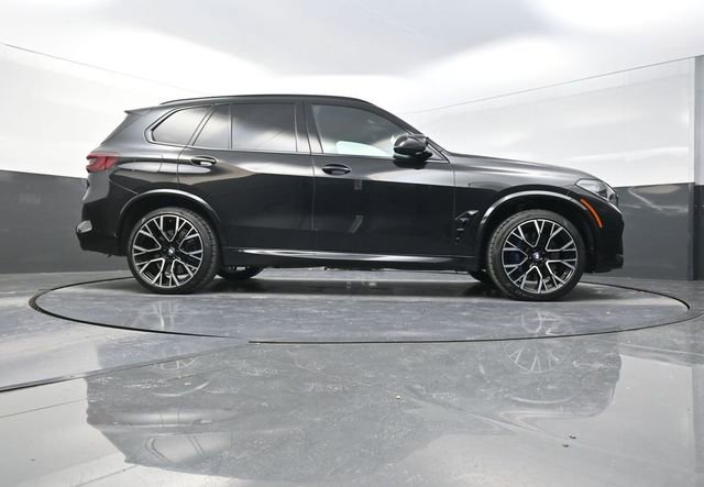 Used 2022 BMW X5 M w/ Competition Package 2 image 37