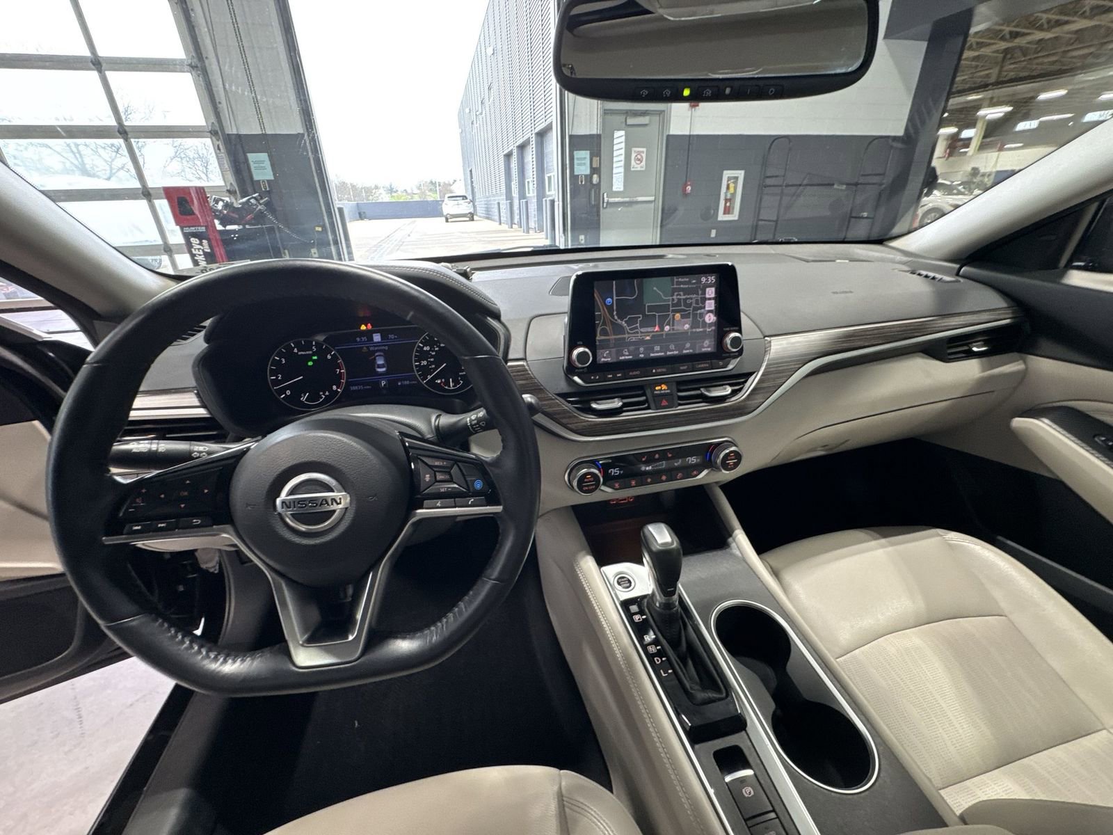 Certified 2019 Nissan Altima 2.5 Platinum AWD/4WD image 30