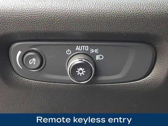 Used 2023 Chevrolet Traverse LT w/ LPO, Floor Liner Package AWD/4WD image 9