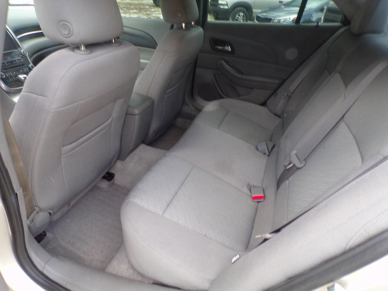 Used 2015 Chevrolet Malibu LS image 8