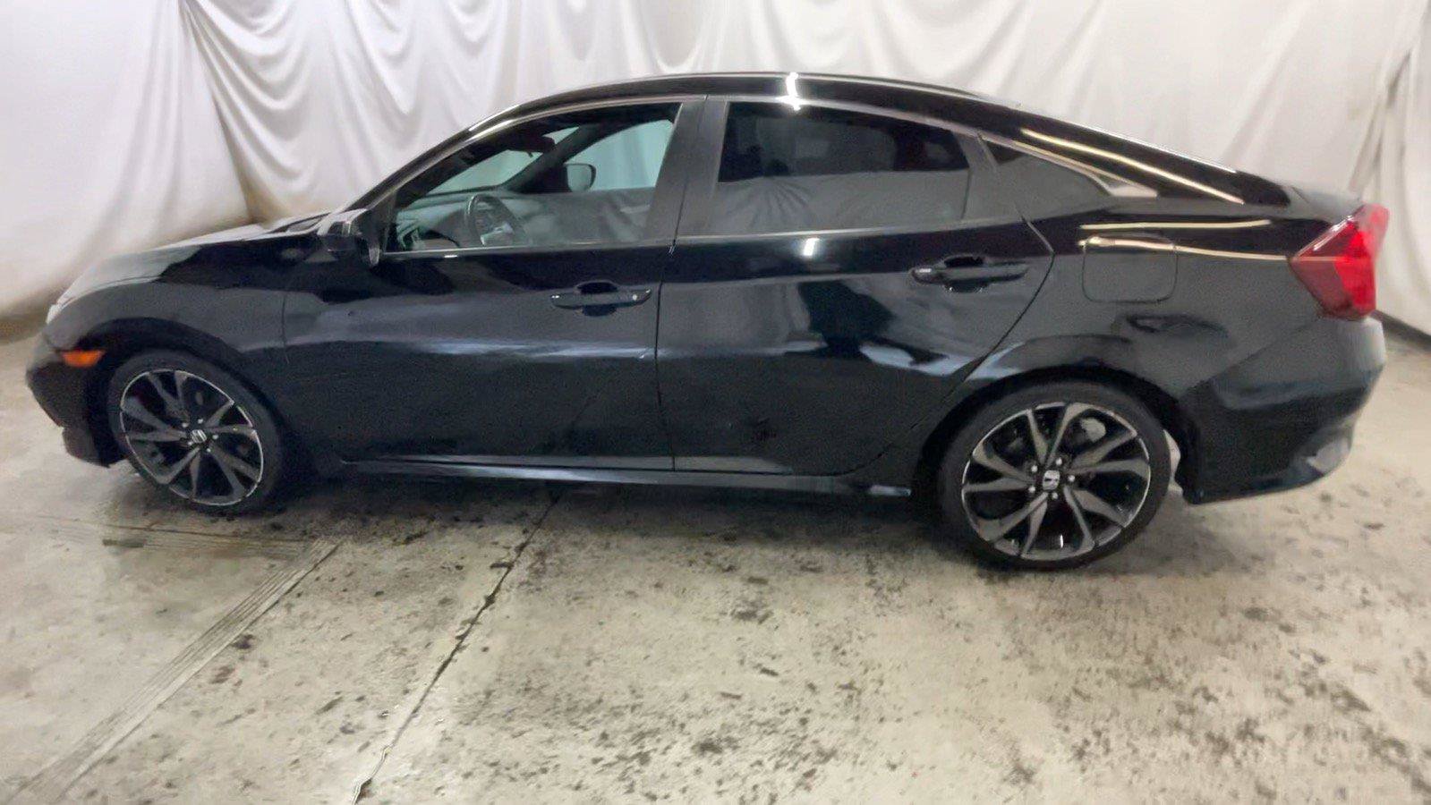 Used 2020 Honda Civic Sport image 12