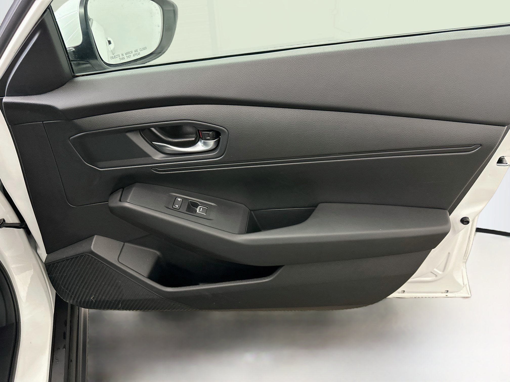 Used 2023 Honda Accord LX image 32