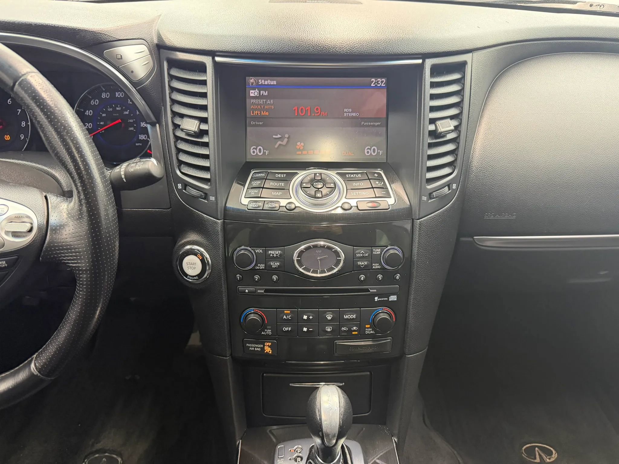 Used 2009 INFINITI FX35 AWD w/ Technology Pkg image 17