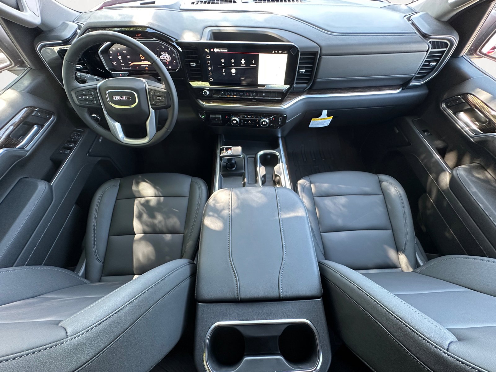 New 2026 GMC Sierra 1500 Elevation image 3