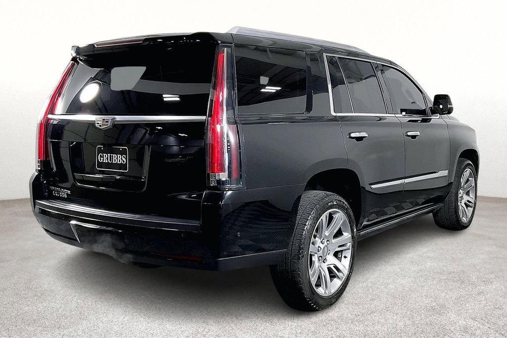 Used 2017 Cadillac Escalade Premium Luxury image 2