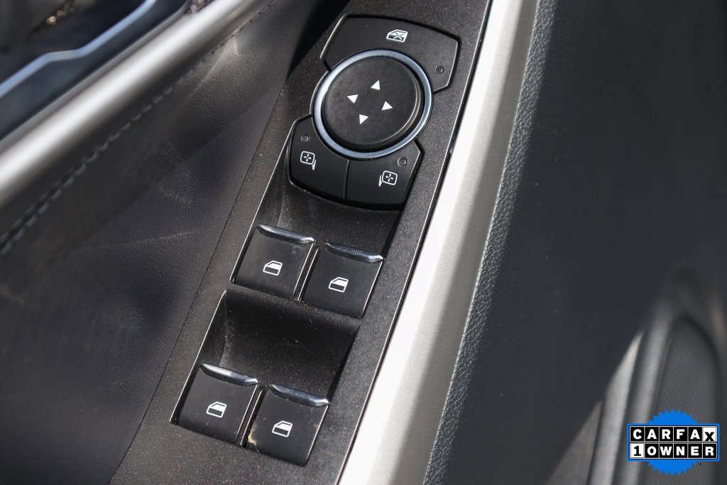 Used 2021 Ford Explorer XLT image 14