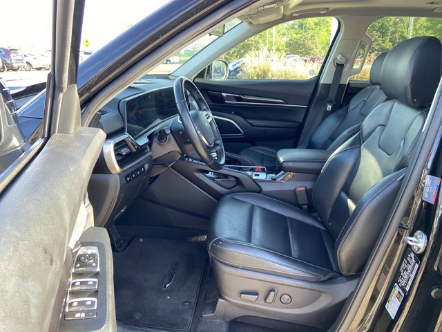 Used 2025 Kia Telluride S image 42