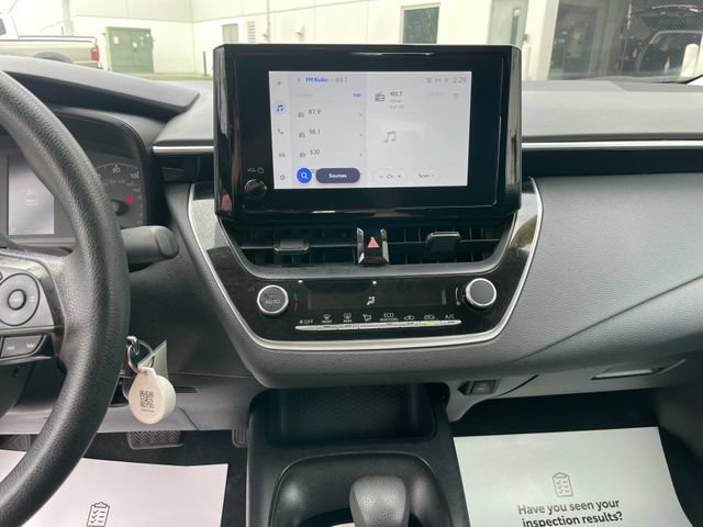 Used 2024 Toyota Corolla LE FWD image 19