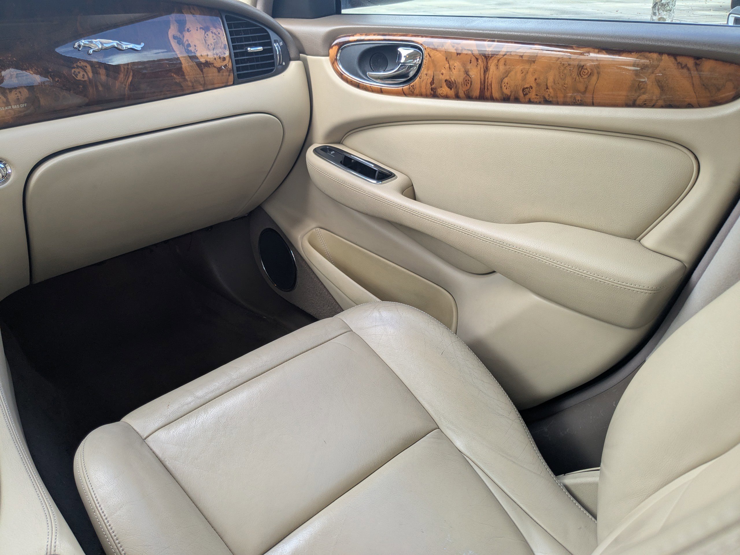 Used 2006 Jaguar XJ8 image 19