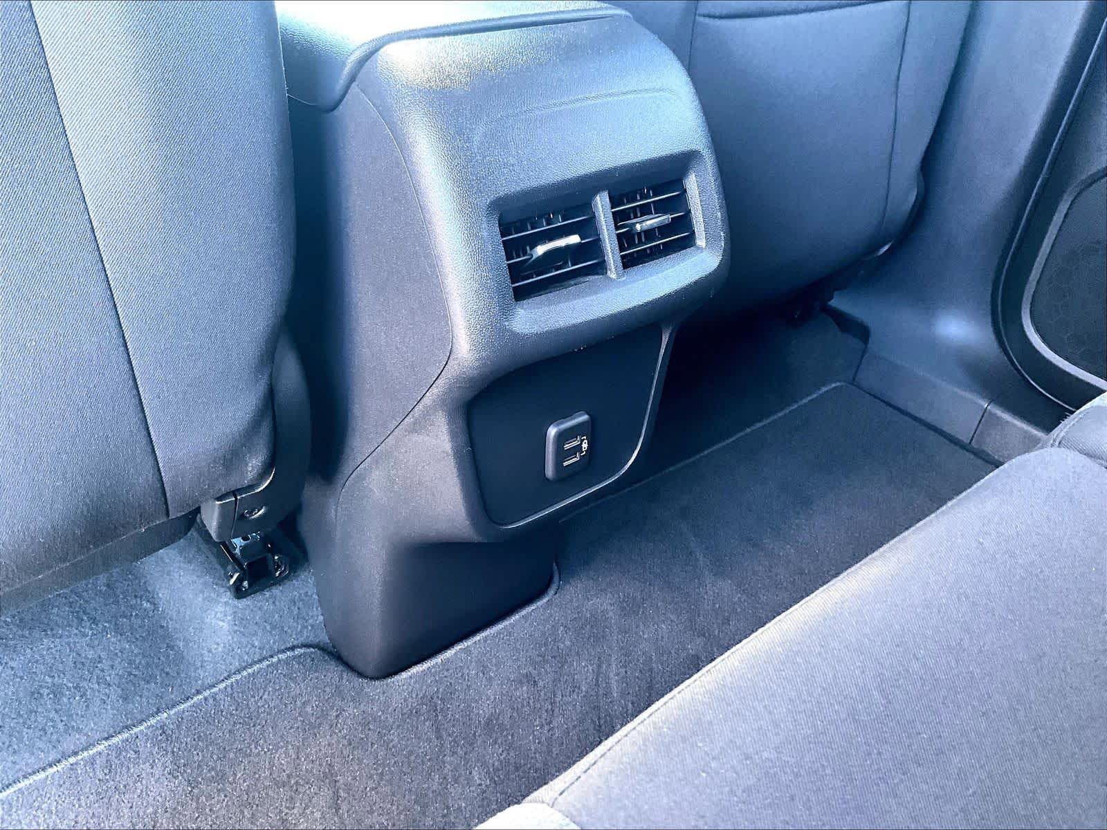 Used 2022 Chevrolet Equinox LT AWD/4WD image 26