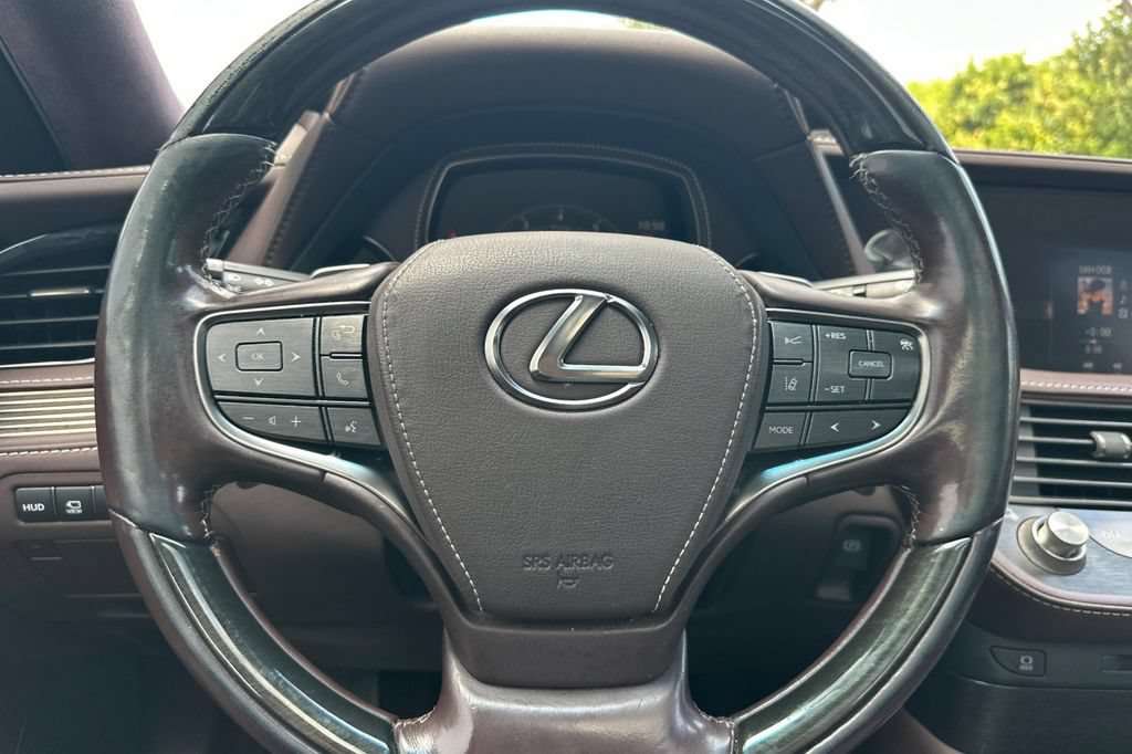Used 2018 Lexus LS 500 w/ Luxury Package RWD image 23