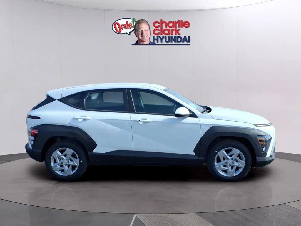 New 2026 Hyundai Kona SE FWD image 6