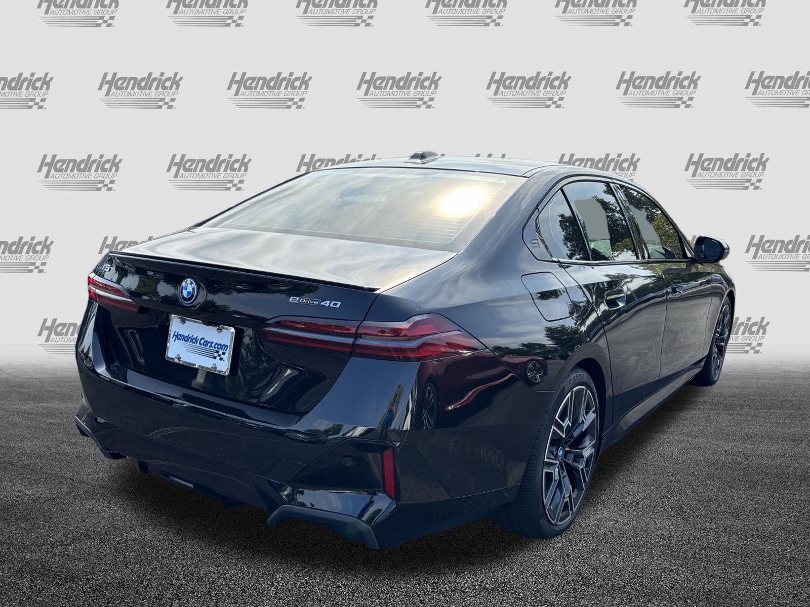 Certified 2024 BMW i5 eDrive40i w/ M Sport Package RWD image 11