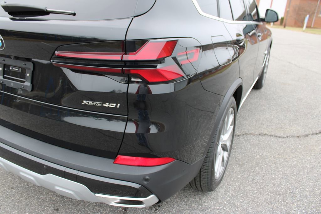 New 2026 BMW X5 xDrive40i w/ Executive Package image 45