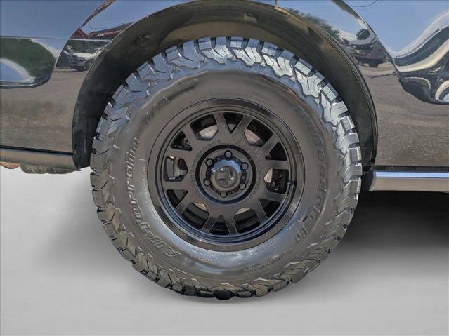 Used 2019 Ford Expedition Limited w/ Equipment Group 301A AWD/4WD image 22