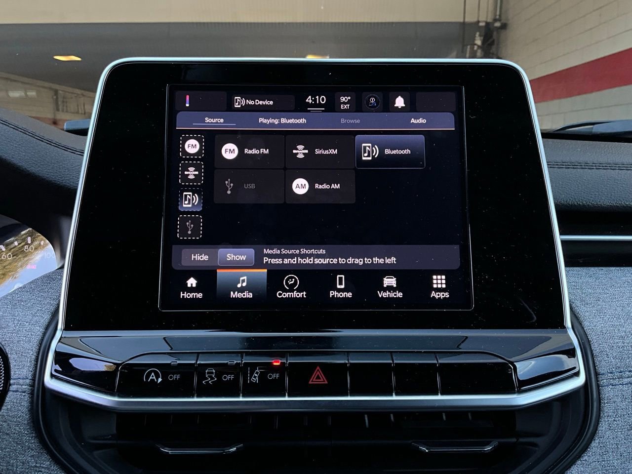 Used 2025 Jeep Compass Latitude image 31