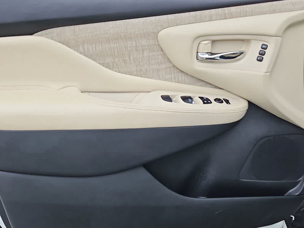 Used 2021 Nissan Murano SL AWD/4WD image 10